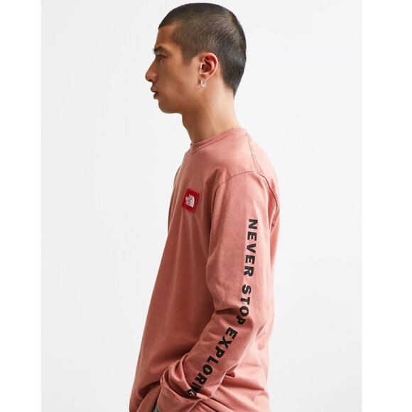 The North Face Patch Long Sleeve Tee Urban Outfitter Exclusive Size M Mens - Picture 3 of 11